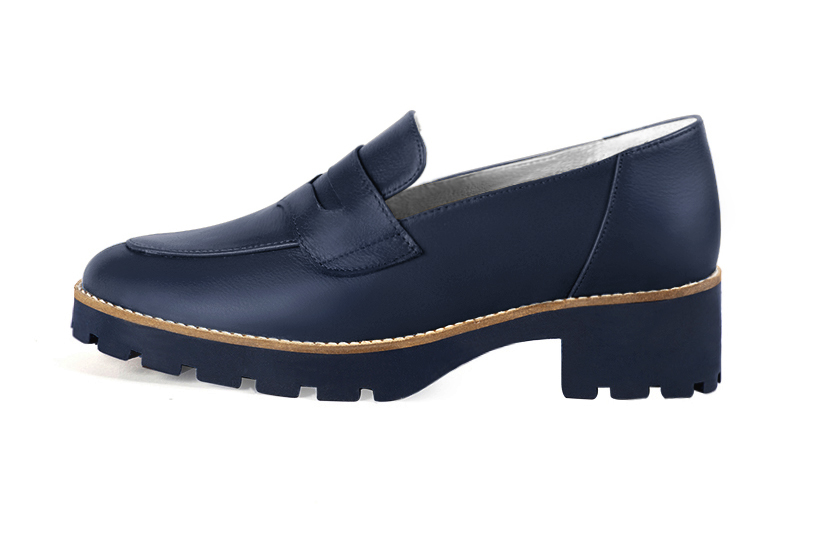 Navy blue women's casual loafers. Round toe. Low rubber soles. Profile view - Florence KOOIJMAN